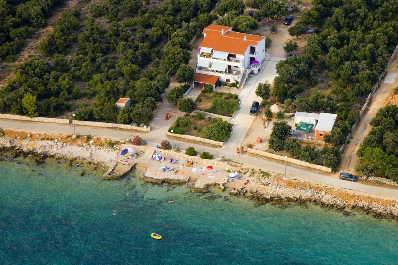 Apartments By The Sea Mandre, Pag - 6284 كولان المظهر الخارجي الصورة