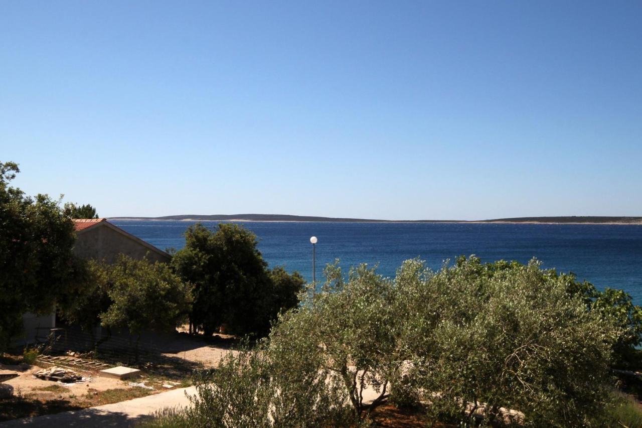 Apartments By The Sea Mandre, Pag - 6284 كولان المظهر الخارجي الصورة
